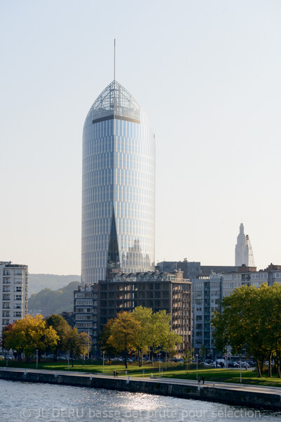 tour des finances à Liège